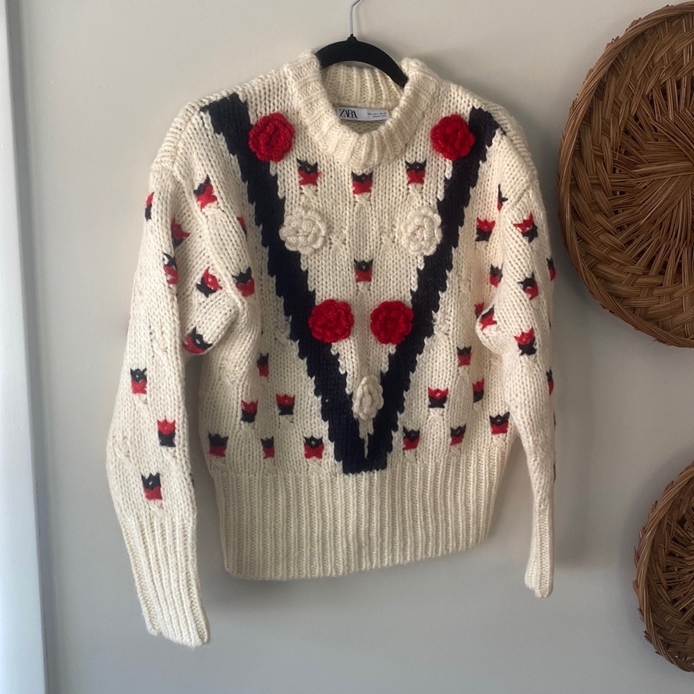Zara cream embellished thick chunky varsity sweater rosettes size small